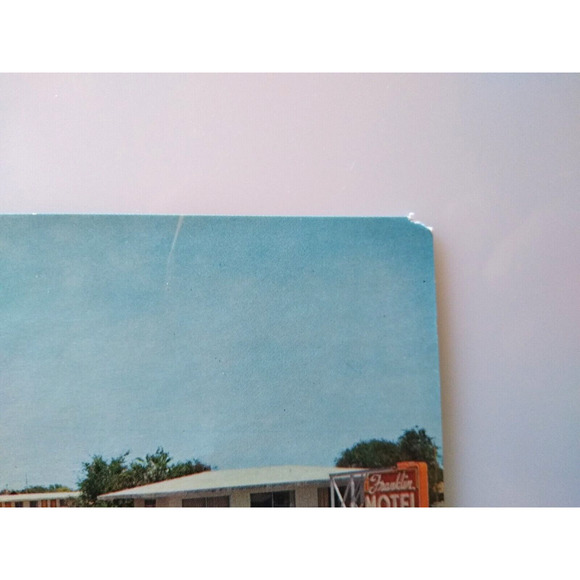 Franklin Motel Postcard Las Vegas Nevada Old Cars Swimming Pool People Chrome - Picture 3 of 4